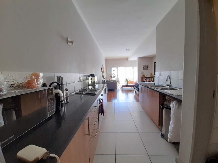 To Let 1 Bedroom Property for Rent in Mowbray Western Cape